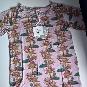 Kate Quinn Pink Floral T-Shirt